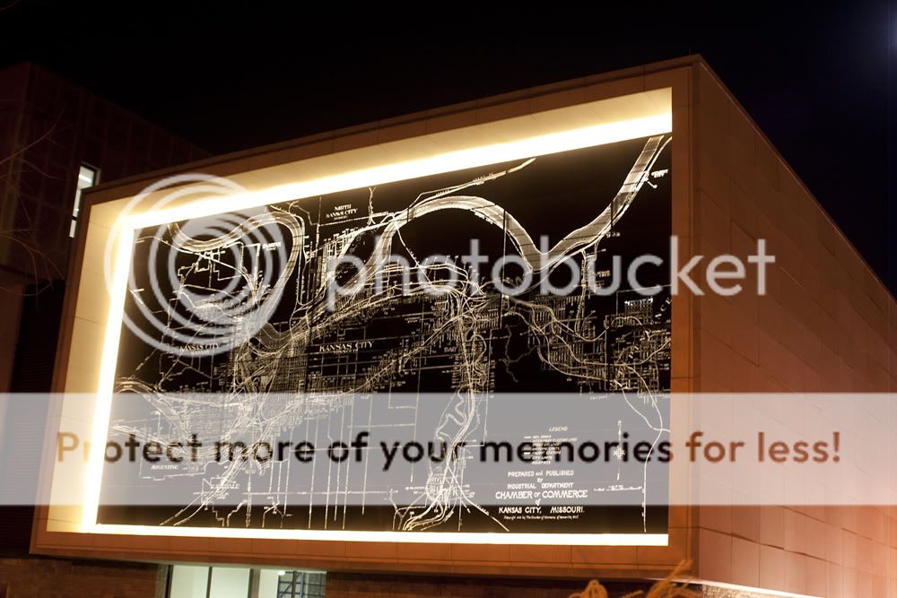 IMAGE: http://i313.photobucket.com/albums/ll385/kscuda/canon/428e4de3.jpg